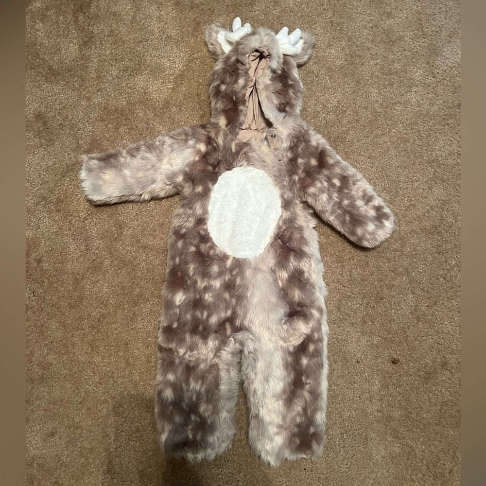 Costume